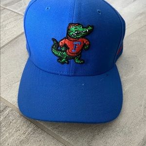 Florida Gator Nike Flex Fit 
Drifit Classic99
Size M/L